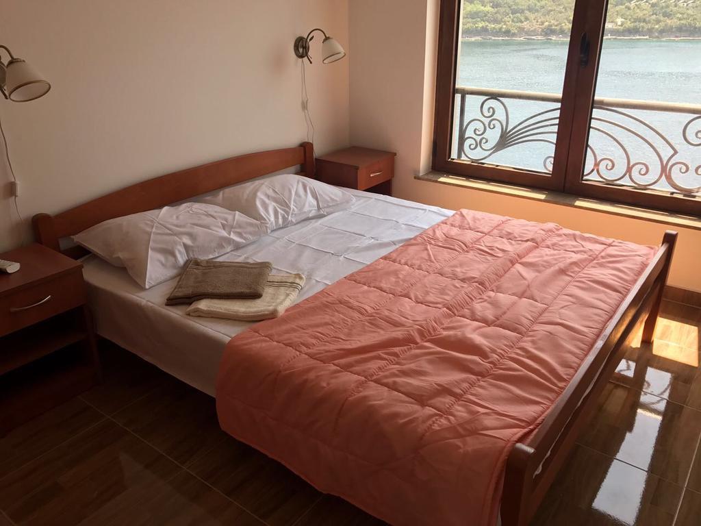 Vilena Apartmani Тиват Экстерьер фото